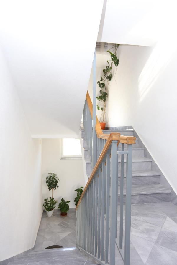 Apartments By The Sea Slatine, Ciovo - 14541 Bagian luar foto