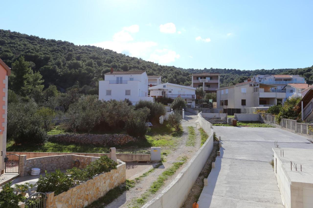 Apartments By The Sea Slatine, Ciovo - 14541 Bagian luar foto