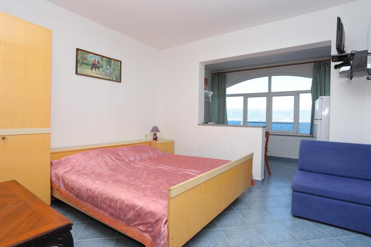 Apartments By The Sea Slatine, Ciovo - 14541 Bagian luar foto