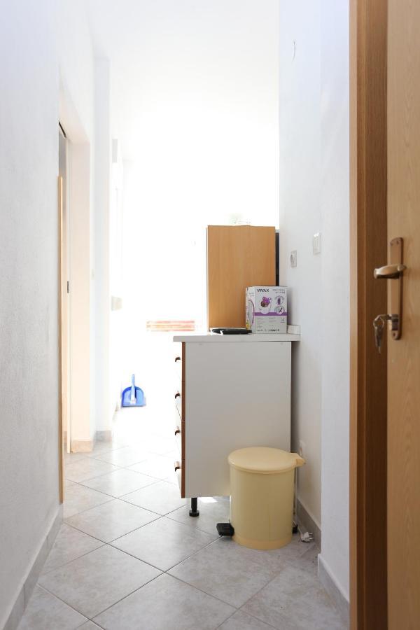 Apartments By The Sea Slatine, Ciovo - 14541 Bagian luar foto