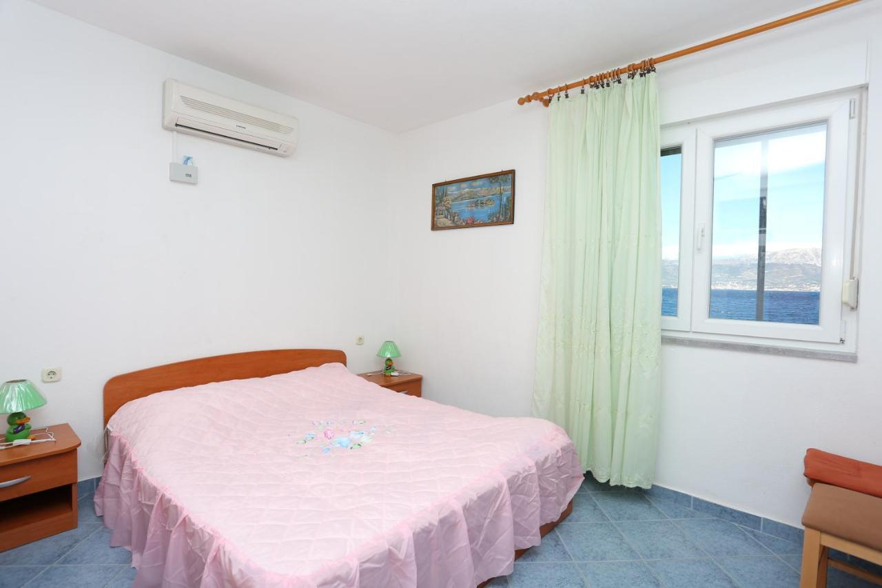 Apartments By The Sea Slatine, Ciovo - 14541 Bagian luar foto